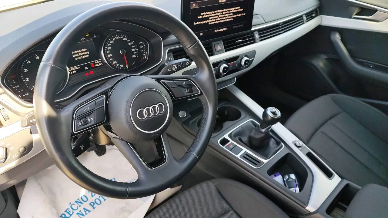 Notranja slika - Audi A4 - 2.0 TFSI - 8