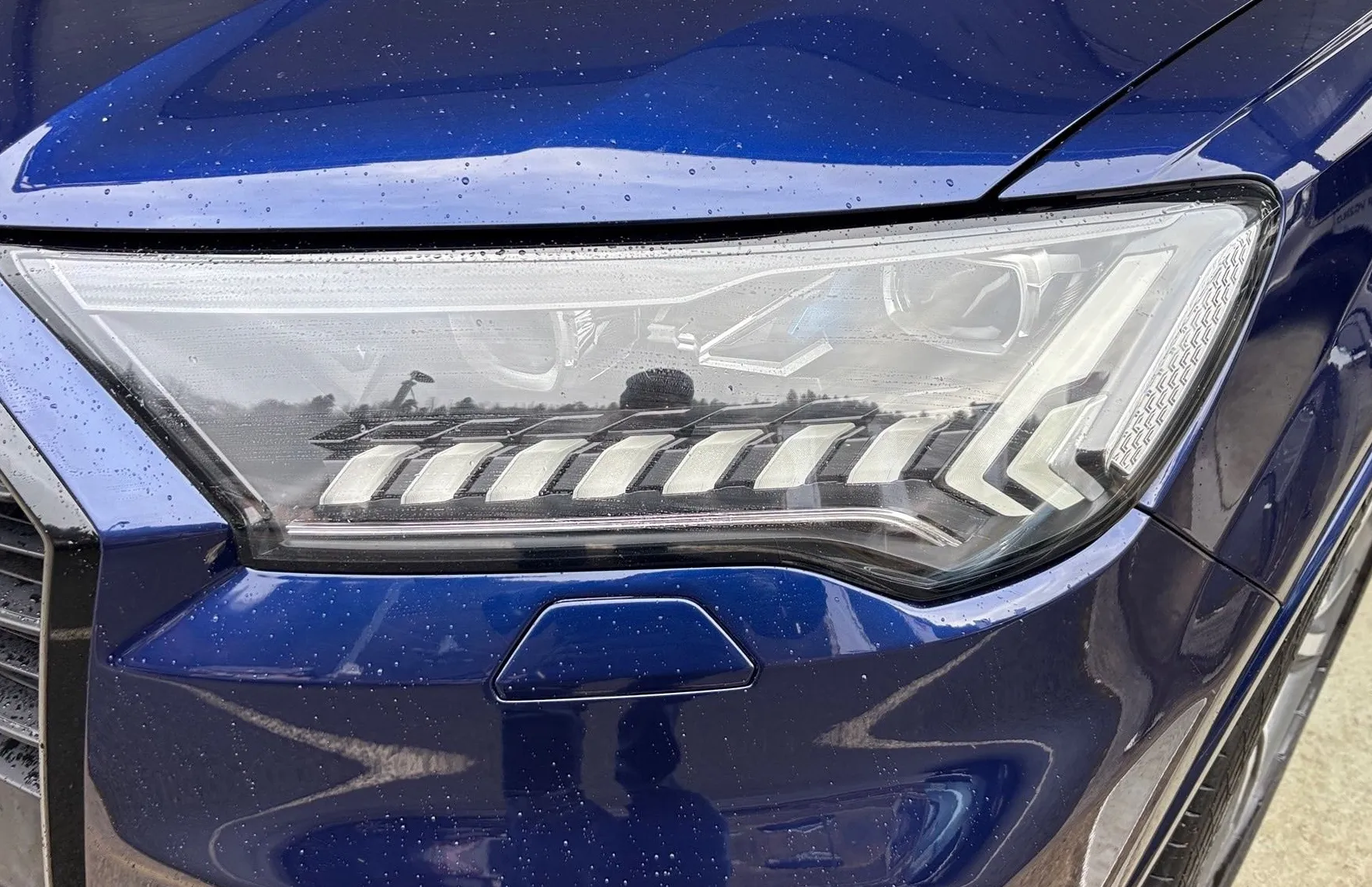 Zunanja slika - Audi Q7 - 60 TFSI e QUATTRO 3.0 V6 456 PS 3XS-Line-SOH 97.2 - 7
