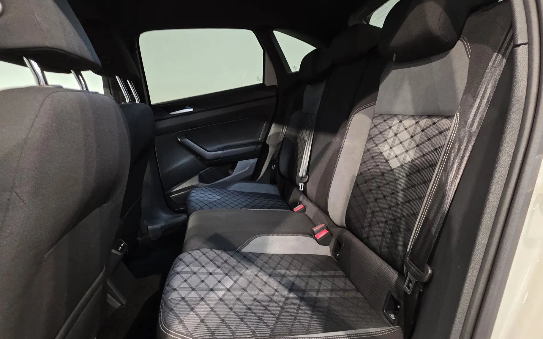 Zunanja slika - VW Taigo - 1,0 TSI R-Line  SLO MATRIX ACC VIRTUAL KAM - 18
