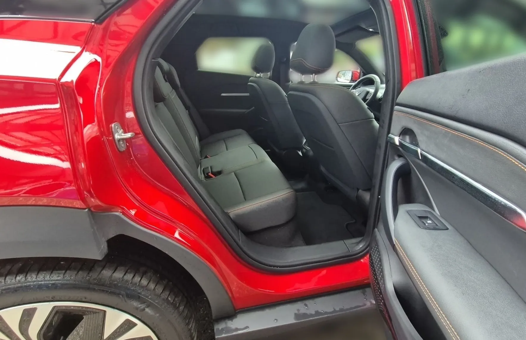 Zunanja slika - Vinfast VF6 - PLUS 59.6kWh 204PS FWD - 12