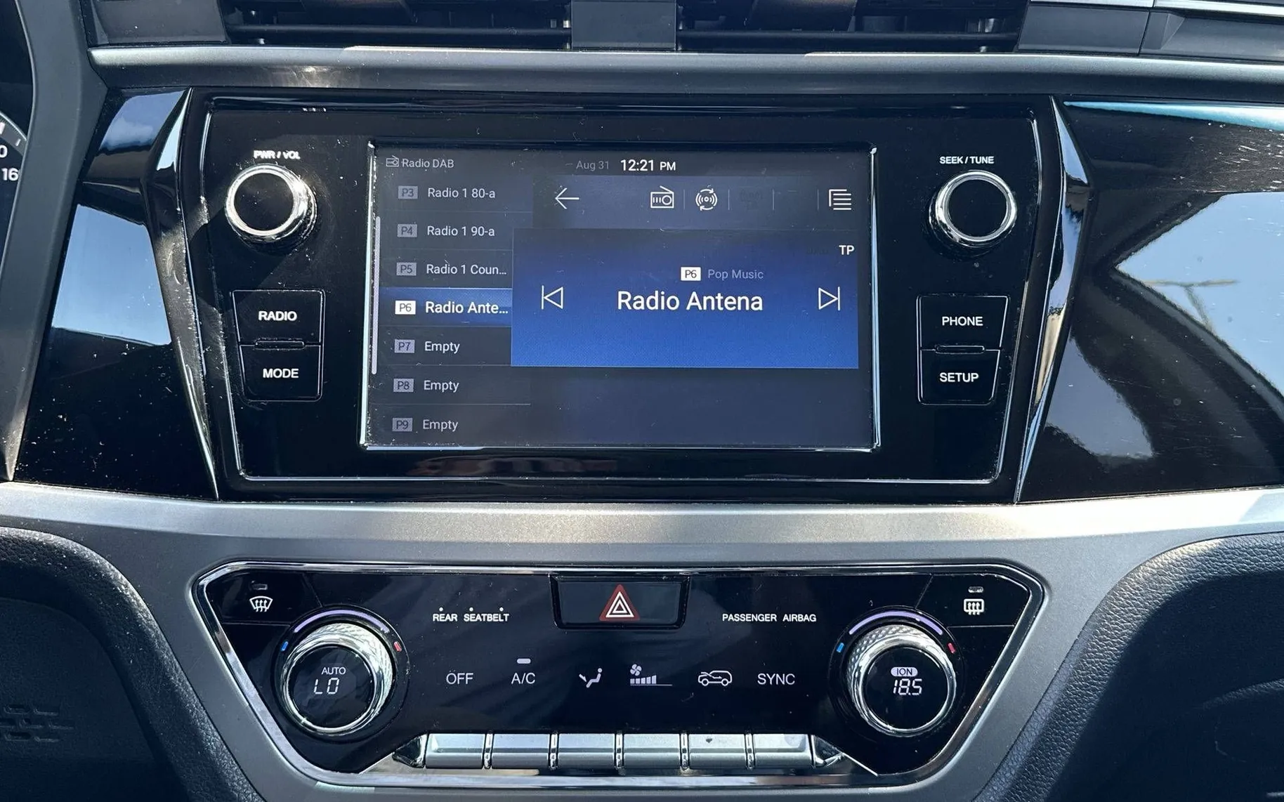 Notranja slika - KG Mobility Korando - 1.5 T-GDI ISG Style - 16