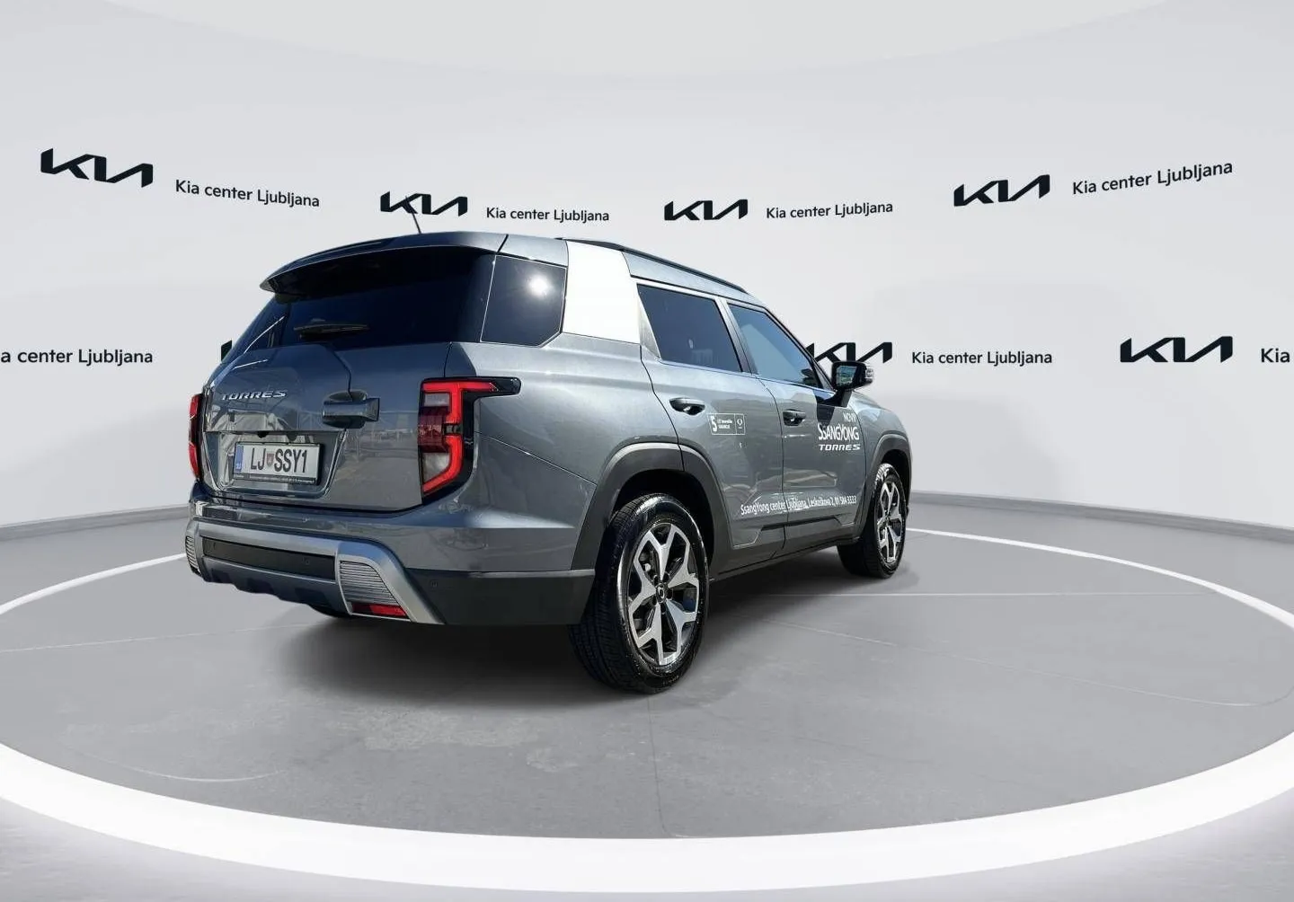 Zunanja slika - SsangYong Torres - 1.5 T-GDI Premium 4WD AT - 4
