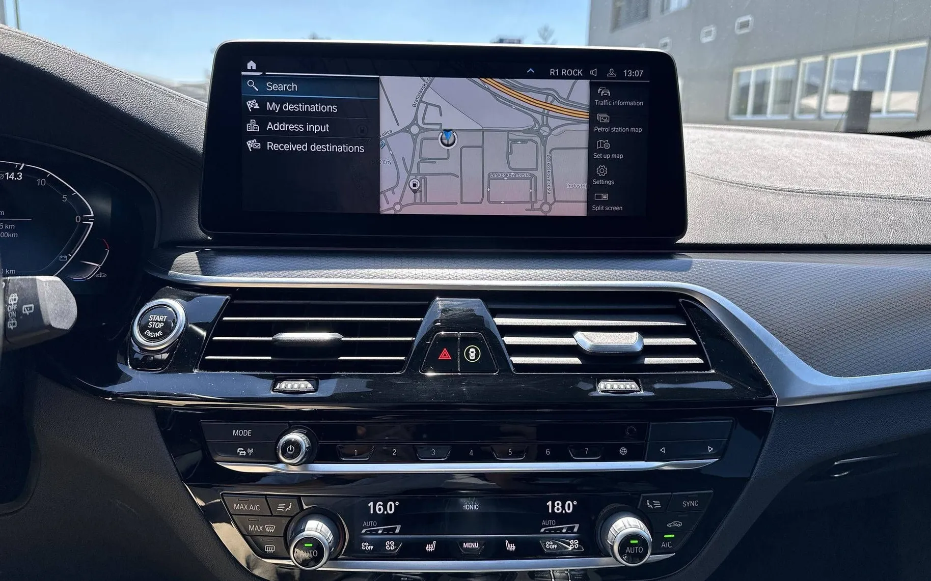Notranja slika - BMW serija 5: - 540i Avt. xDrive Mild Hybrid - 18