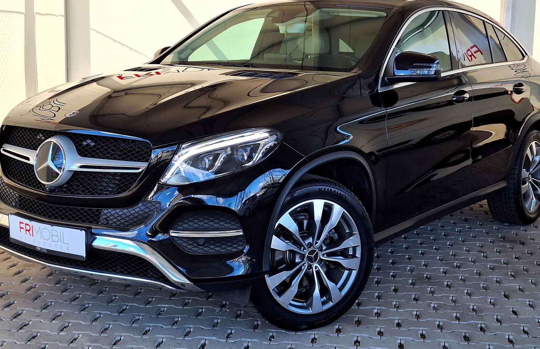 Zunanja slika - Mercedes-Benz GLE-Razred - GLE coupe GLE 350 d 4MATIC•PANORAMA•KAM360•AMBIENT•AIR• - 1