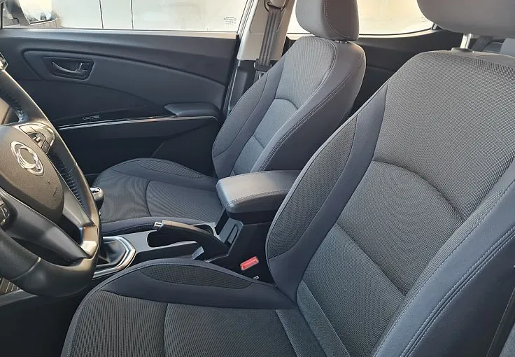 Zunanja slika - KG Mobility Tivoli - 1.5 GDI-T Fresh M T - 9