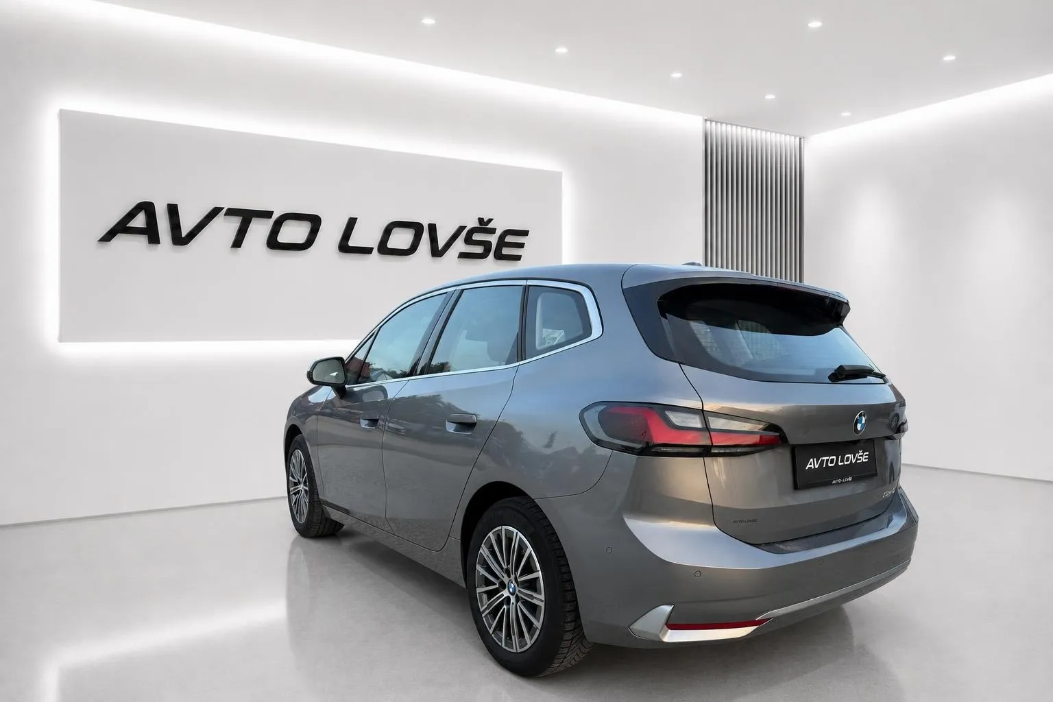 Zunanja slika - BMW serija 2 Active Tourer: - 218d Active Tourer Luxury Line Avt.-1 LASTNIK-LED - 4