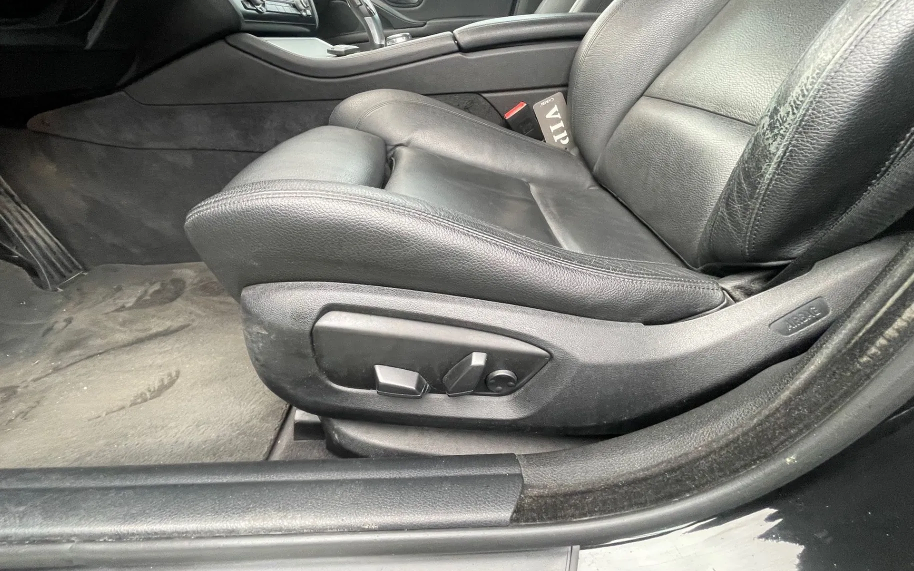 Zunanja slika - BMW Serija 5 - Touring: 520d 140 KW BI-XSENON.NAVI.USNJE.PDC S+Z - 19