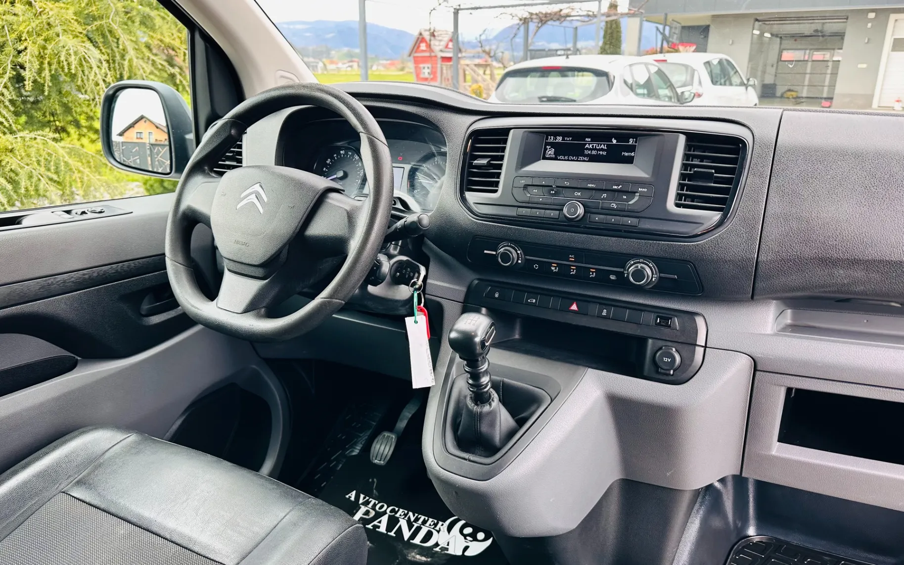 Zunanja slika - Citroën Jumpy - 2.0 HDI L2 - 10