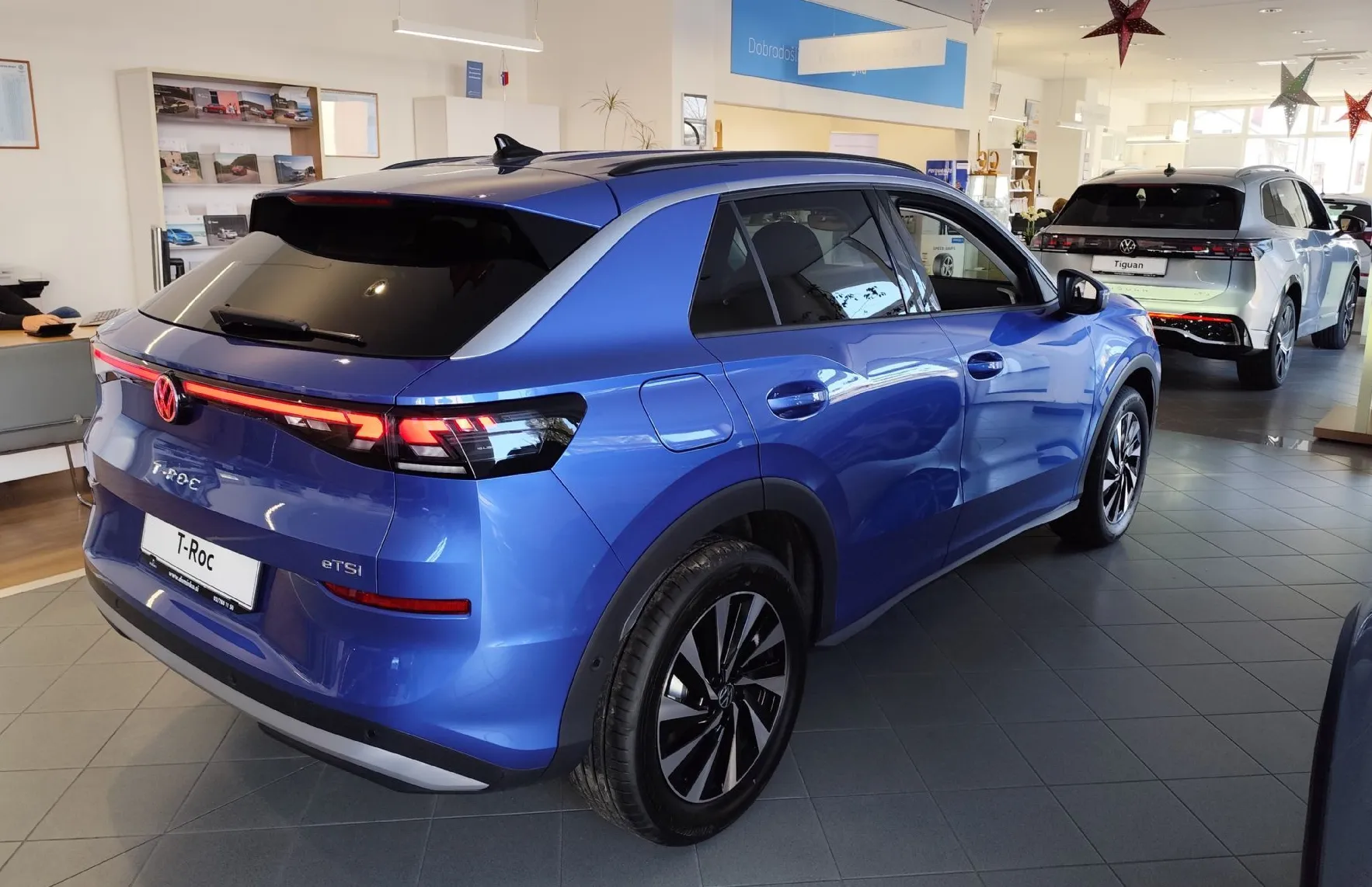 Zunanja slika - Volkswagen T-Roc - 1.5 eTSI Life DSG 110  150 - 5