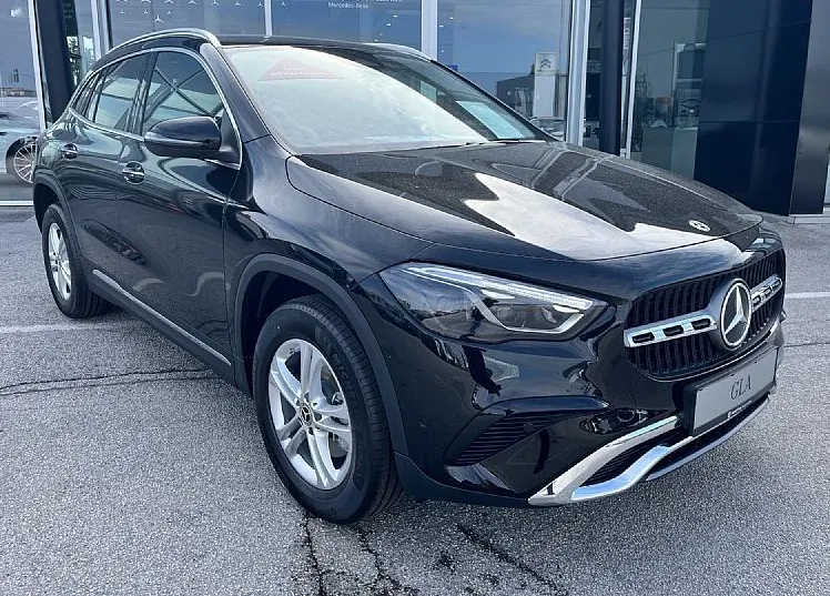 Zunanja slika - Mercedes-Benz GLA-Razred - 180 Progressive ...na zalogi... - 1