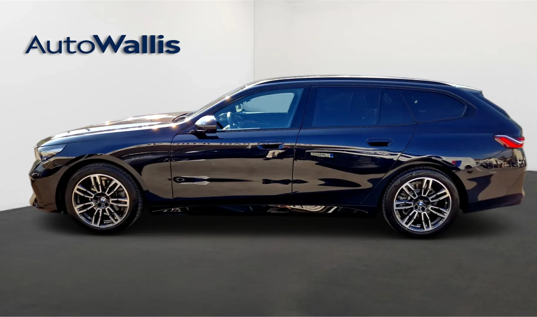 Zunanja slika - BMW Serija 5 - 520i Touring - 3