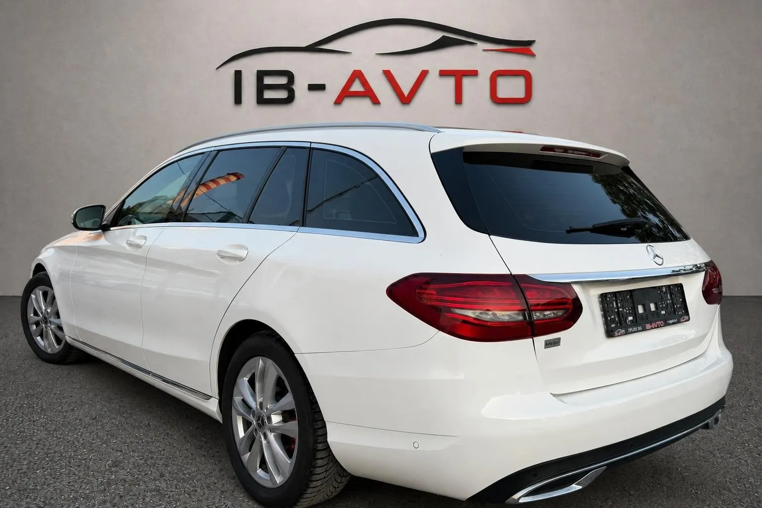 Zunanja slika - Mercedes-Benz C-Razred - C 180 d T Avt. - 3