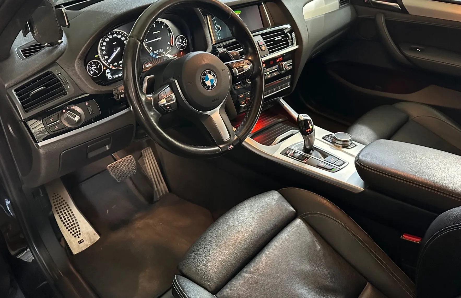 Zunanja slika - BMW X4 - serija : xDrive 20d M Sport Avt.-HUD-USNJE-KAMERA-VK-19COL - 7