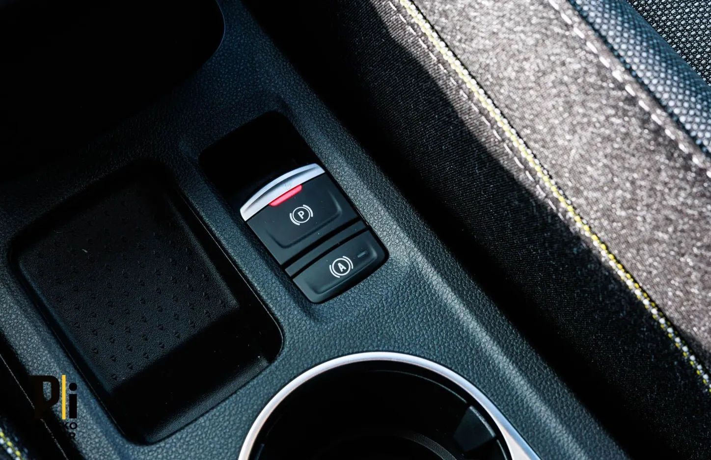 Zunanja slika - Renault Captur - TCe 160 EDC Techno - 10