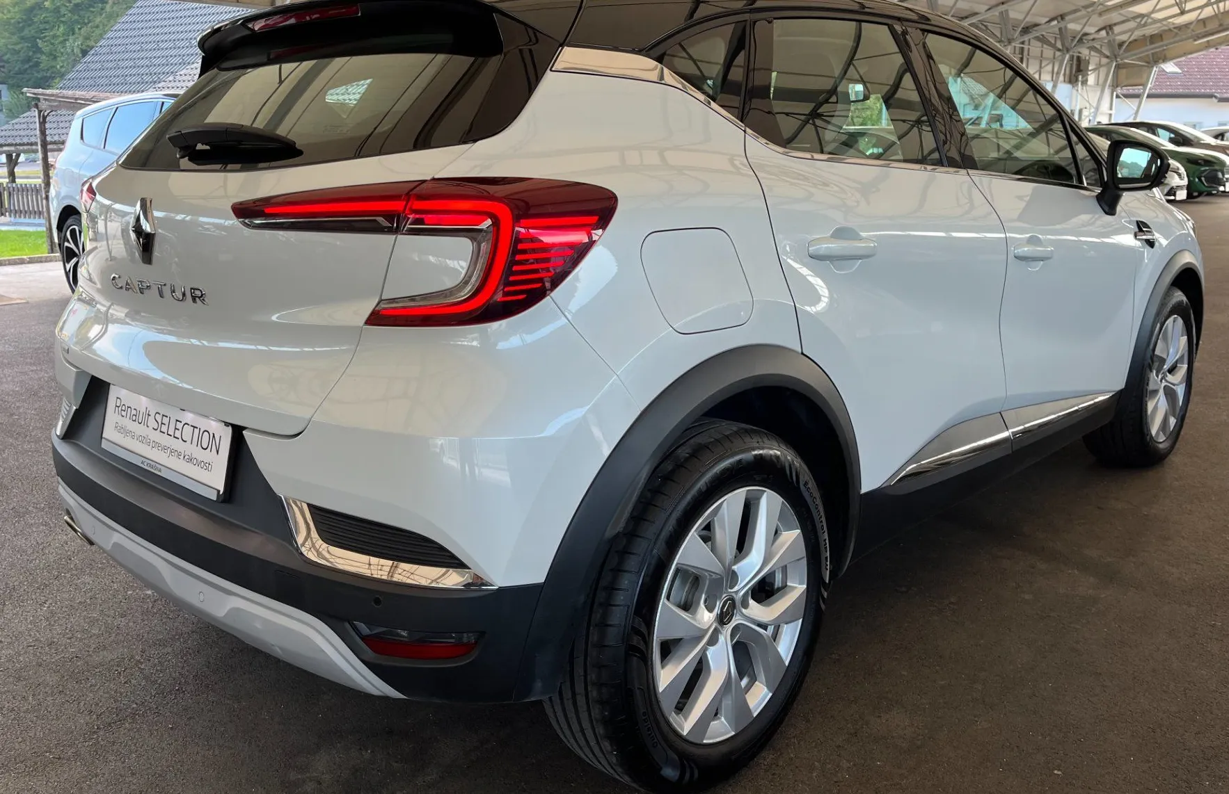 Zunanja slika - Renault Captur - TCe 90 Intens - 1. LASTNICA - SLOVENSKI - 4