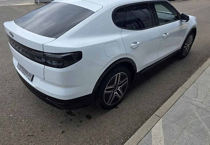 Zunanja slika - Ford Capri - SELECT  77 kWh 210 kW  286 KM  samodejni zadnji - 4