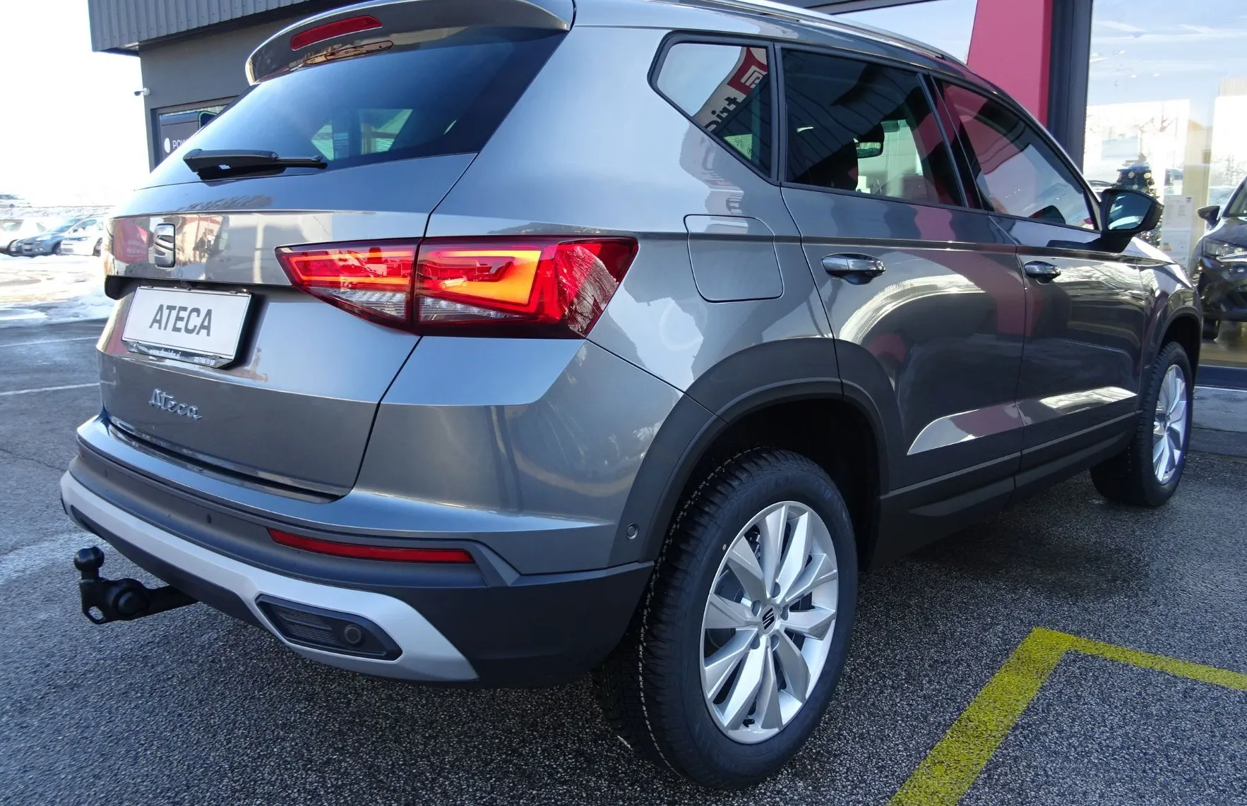Zunanja slika - Seat Ateca - 1.5 TSI DSG 150KM  STYLE EDITION - VL. KLJUKA - - 4