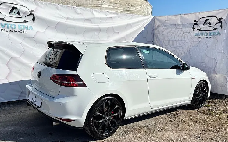Zunanja slika - Volkswagen Golf - 2.0 GTI DSG - XENON - PDC - GRETJE - DYNAUDIO - 2