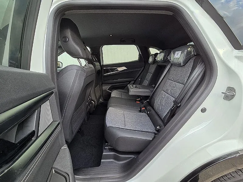 Zunanja slika - Renault Austral - Techno TCe 150 MHEV + Paket Udobje + Rezervno kolo - 12