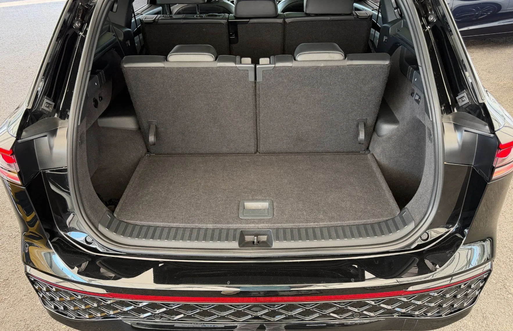 Zunanja slika - Volkswagen Tayron - 4JOY 2.0TDI DSG 4M|SLO|1.LAS.|PANO|7SEDEŽEV|360 - 12