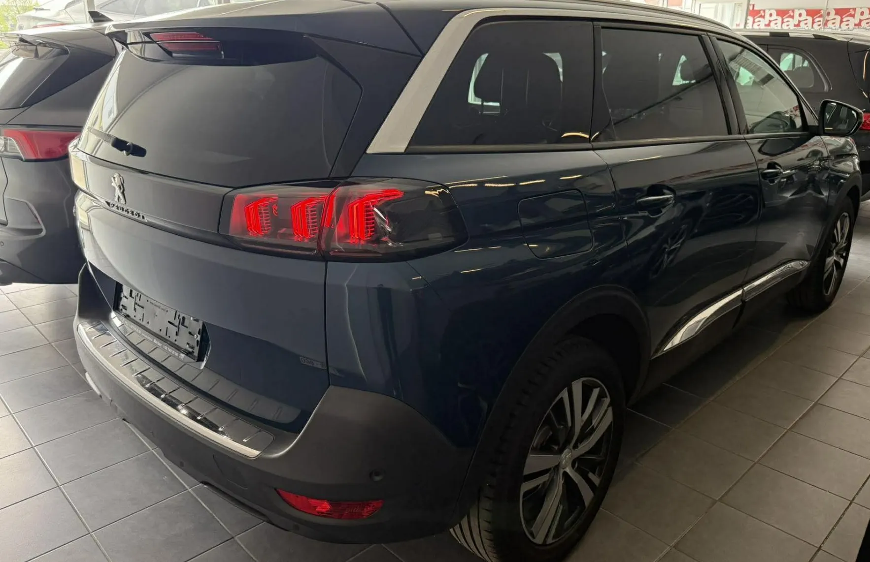 Zunanja slika - Peugeot 5008 - 1.5 BlueHDI 130 S S Allure Avt.USNJE.KAMERA.LED - 5