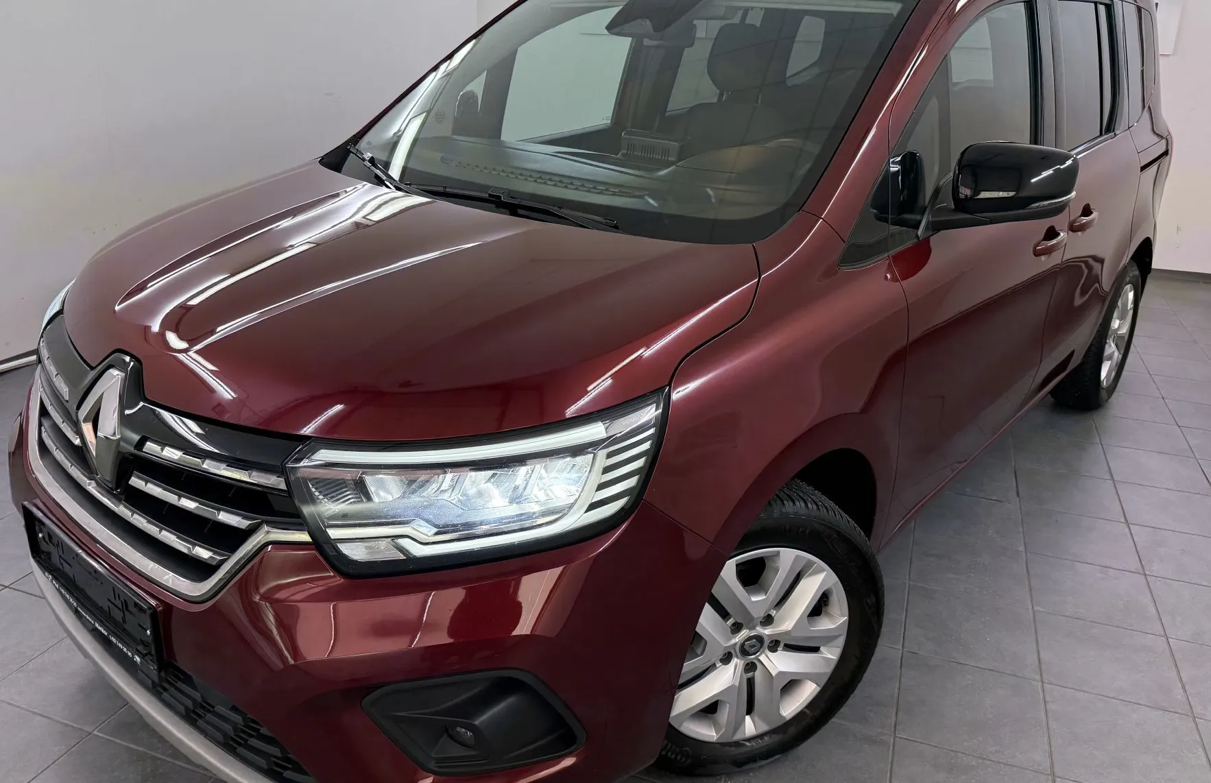 Zunanja slika - Renault Kangoo - 1.3 TCe 100 Edition One.USNJE.NAVI.KAMERA.BENCIN - 10