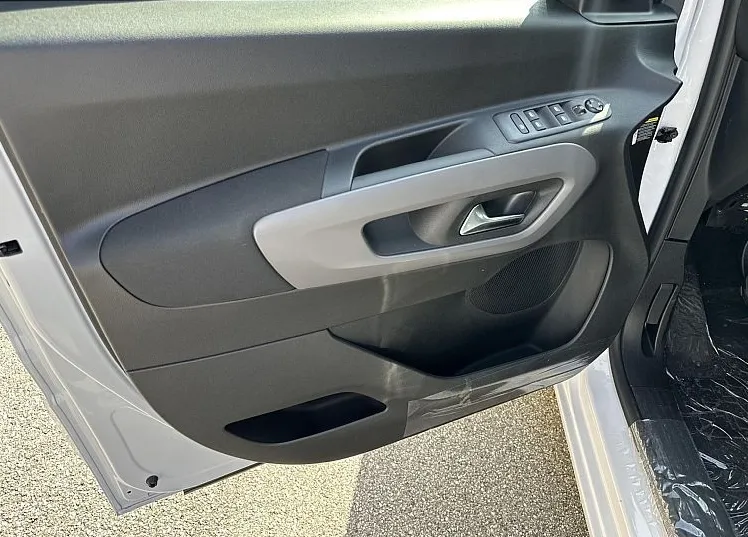 Zunanja slika - Toyota Proace - City Verso 1.5 D-4D S S Family 96kW - 10