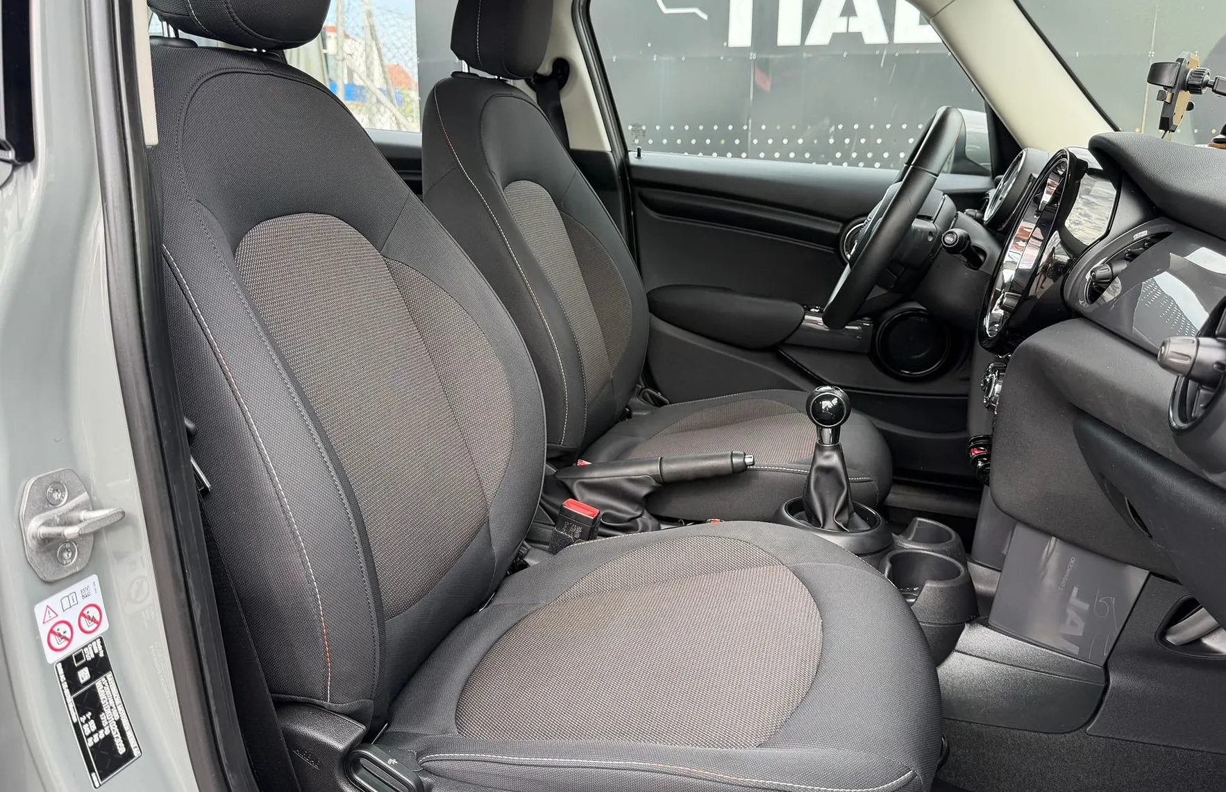 Zunanja slika - MINI Cooper - 1.5 NOVI MODEL-LED-TEMP.-PDC-ALU-BREZ POLOGA- - 12