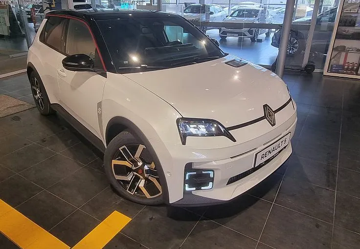 Zunanja slika - Renault 5 E-tech - Techno EV52 110kW - 2
