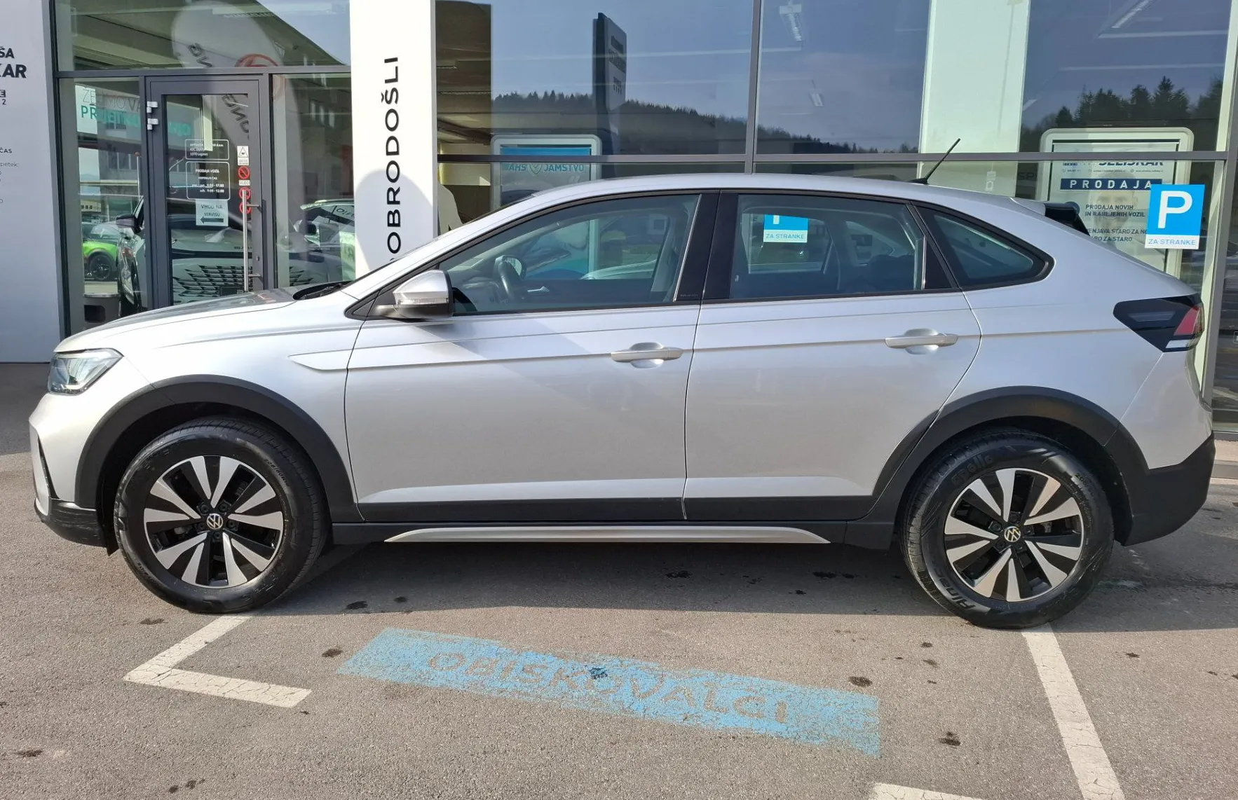 Zunanja slika - Volkswagen Taigo - 1.0 TSI AVTOMATIK+ACC+PDC+DAB+NAVI + SERVISNA KNJ. - 4
