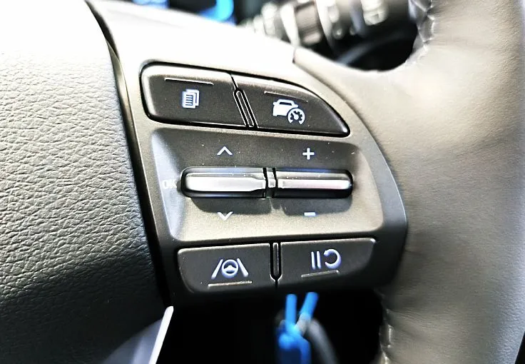 Zunanja slika - Hyundai i30 Wagon - 1.5 MPI STYLE-KAMERA-WINTER-REZ.KOLO-ALU-LED-VIDEO - 9