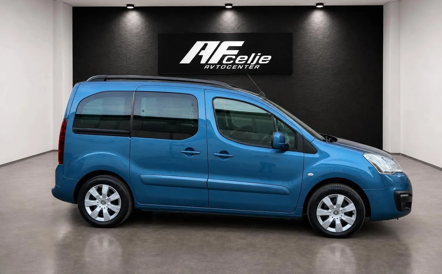 Zunanja slika - Citroën Berlingo - 1.6 HDI-LED-NAVI-117.000km-LIZING ZA TUJCE-PDC-... - 4