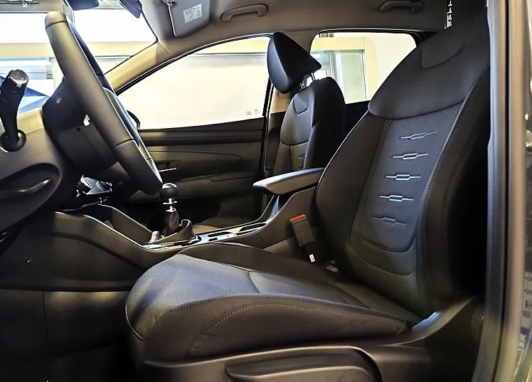 Zunanja slika - Hyundai Tucson - 1.6 T-GDI STYLE-WINTER-GRETJE SED-LED-KAMERA-VIDEO - 7