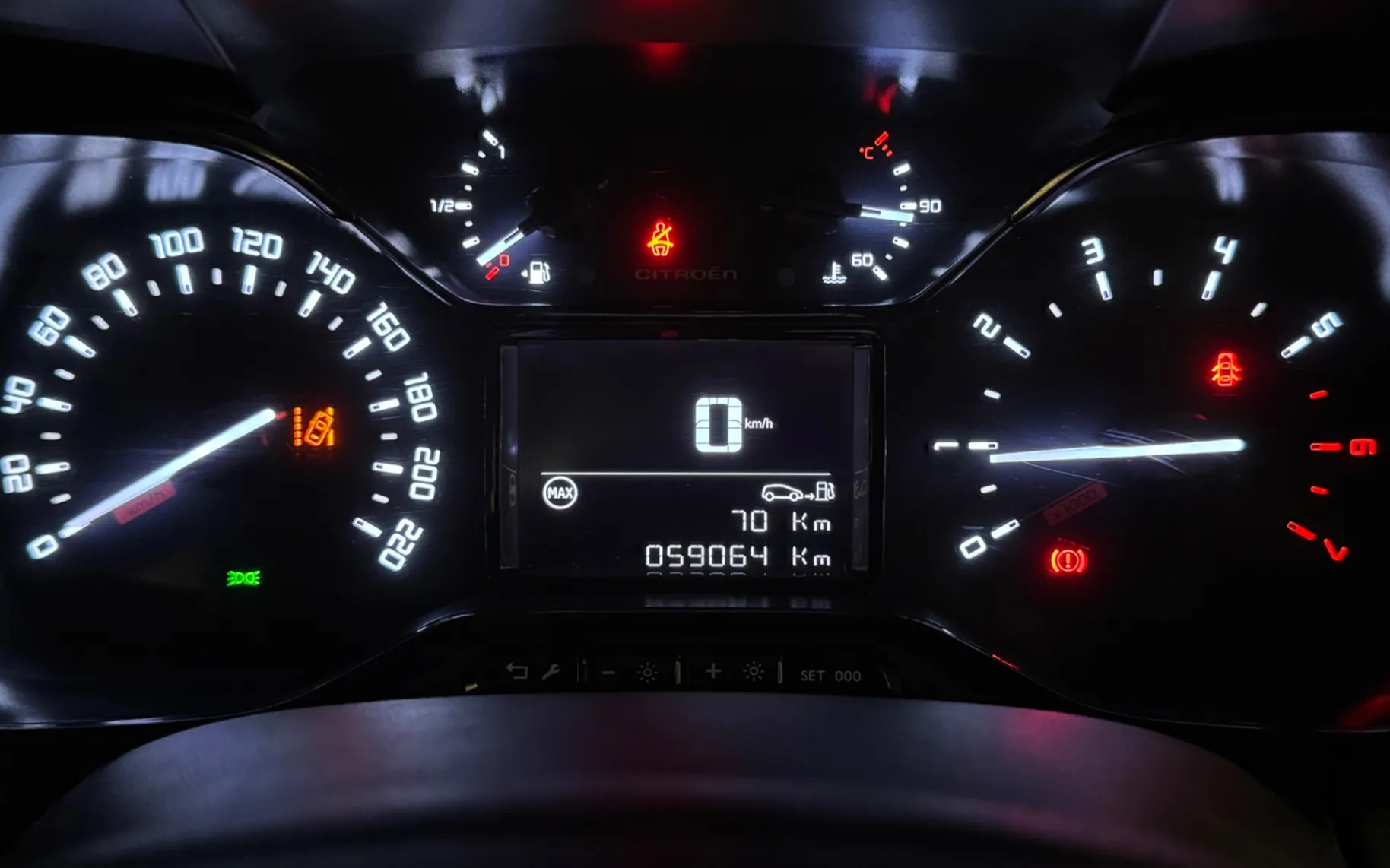 Zunanja slika - Citroën C3 - 1,2-110KM-LED-LINE-ASS-NAVI-PDC-CARPLAY-1.LASTNIK - 17