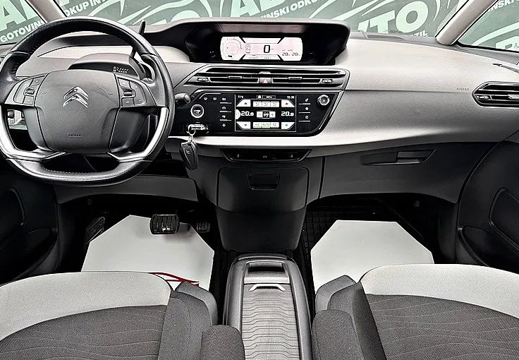 Zunanja slika - Citroën C4 - Picasso Exclusive BlueHDi 150 S S EAT6+F1+PDC+VELIK SERVIS - 9