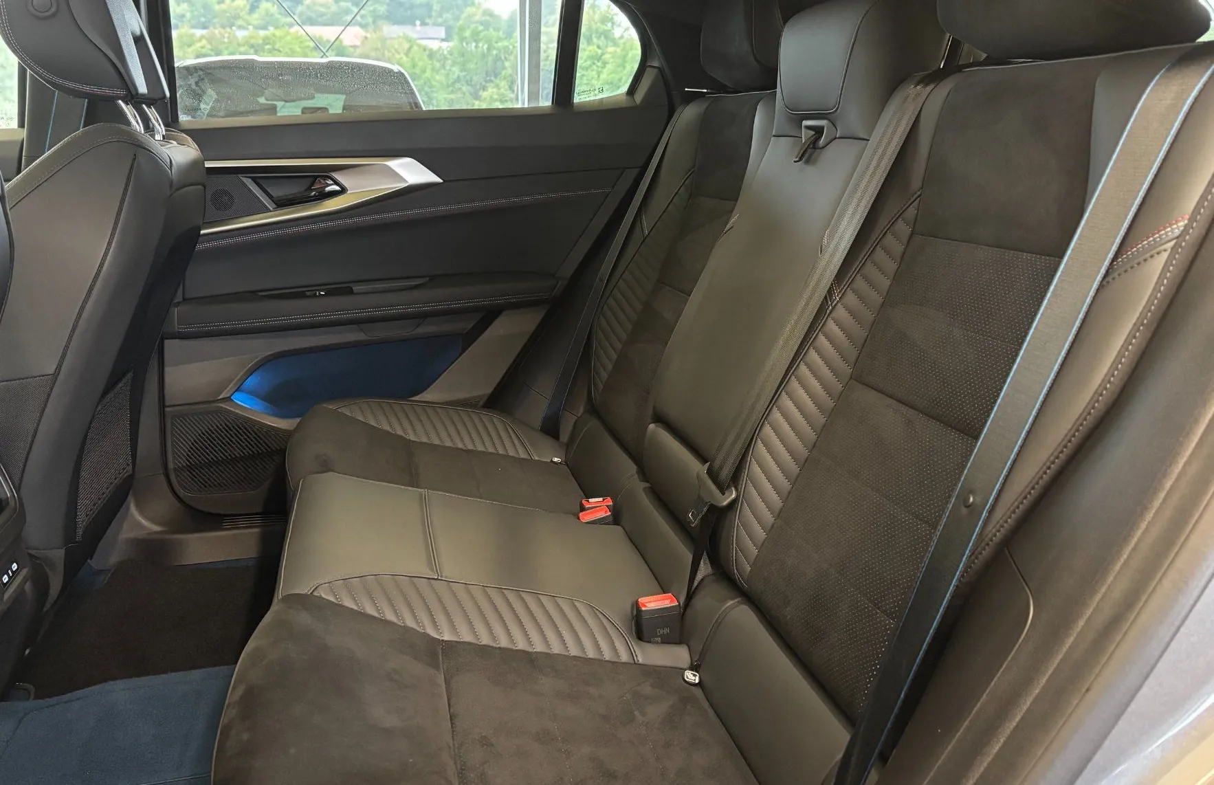 Zunanja slika - Renault Rafale - E-Tech 300 4x4 Atelier Alpine Avt. - 10