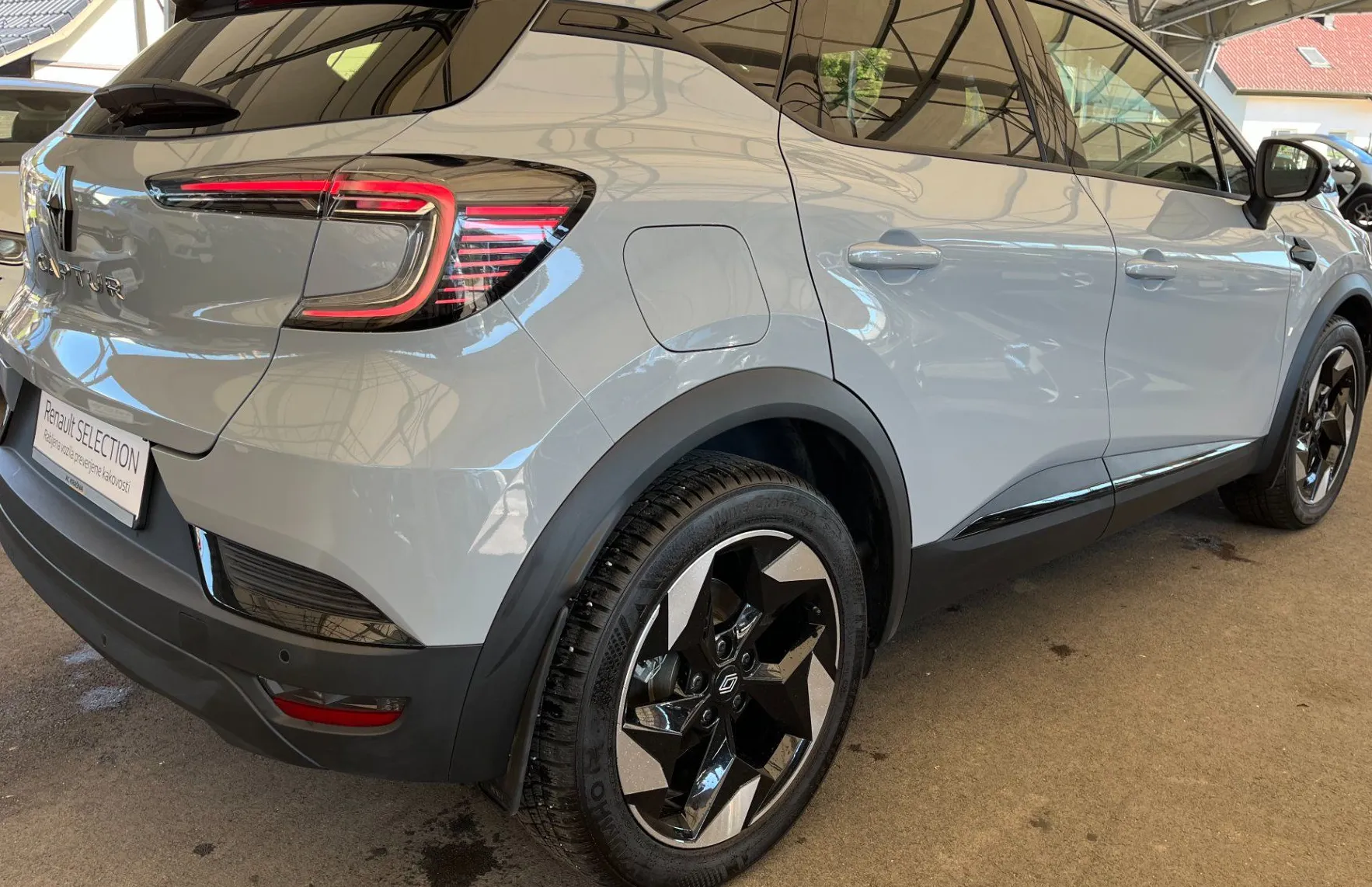 Zunanja slika - Renault Captur - TCe 140 Techno - SLOVENSKI - 4