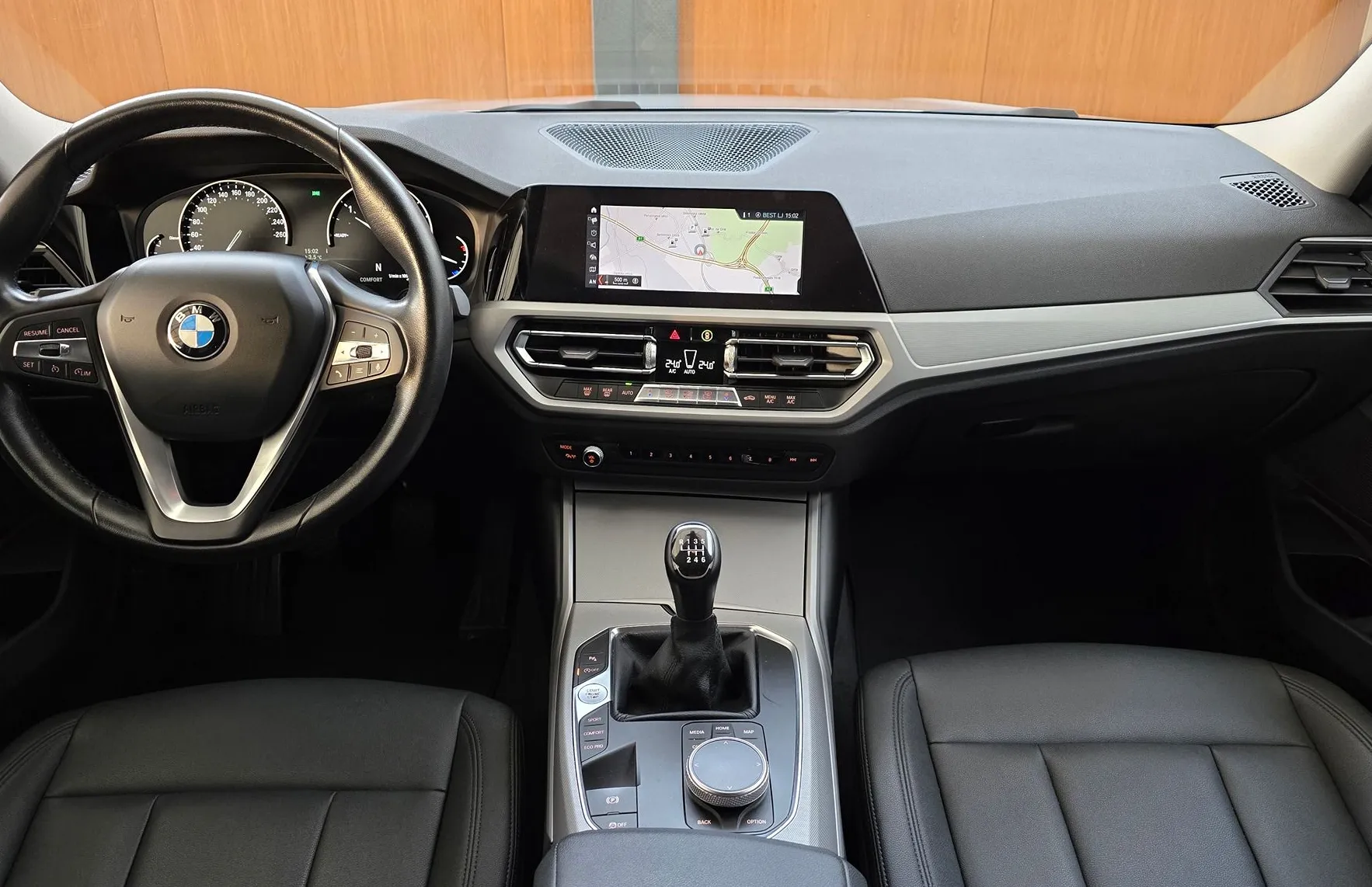 Zunanja slika - BMW Serija 3 - : 318d - LINE ASSIST - USNJE - FUL LED - TEMPOM4T - 9