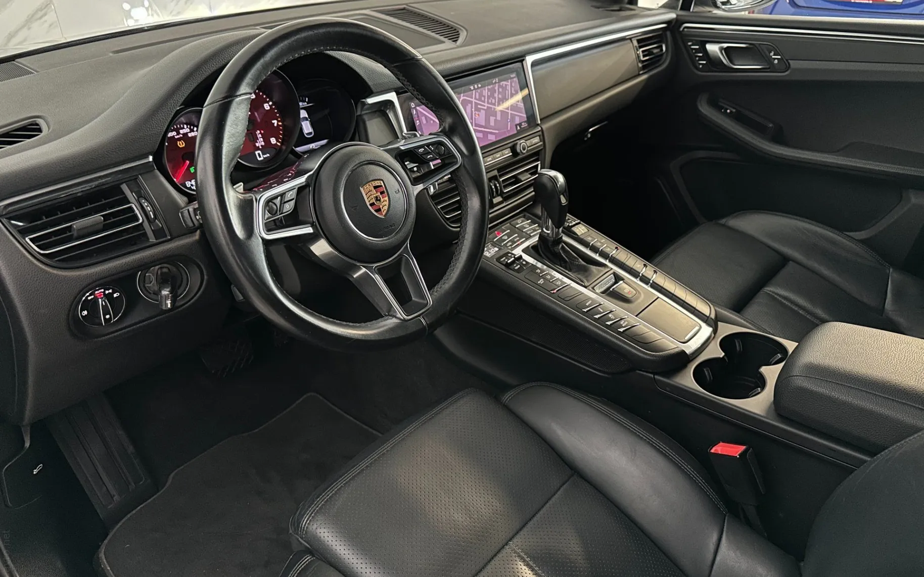 Notranja slika - Porsche Macan - Slovensko vozilo... - 8