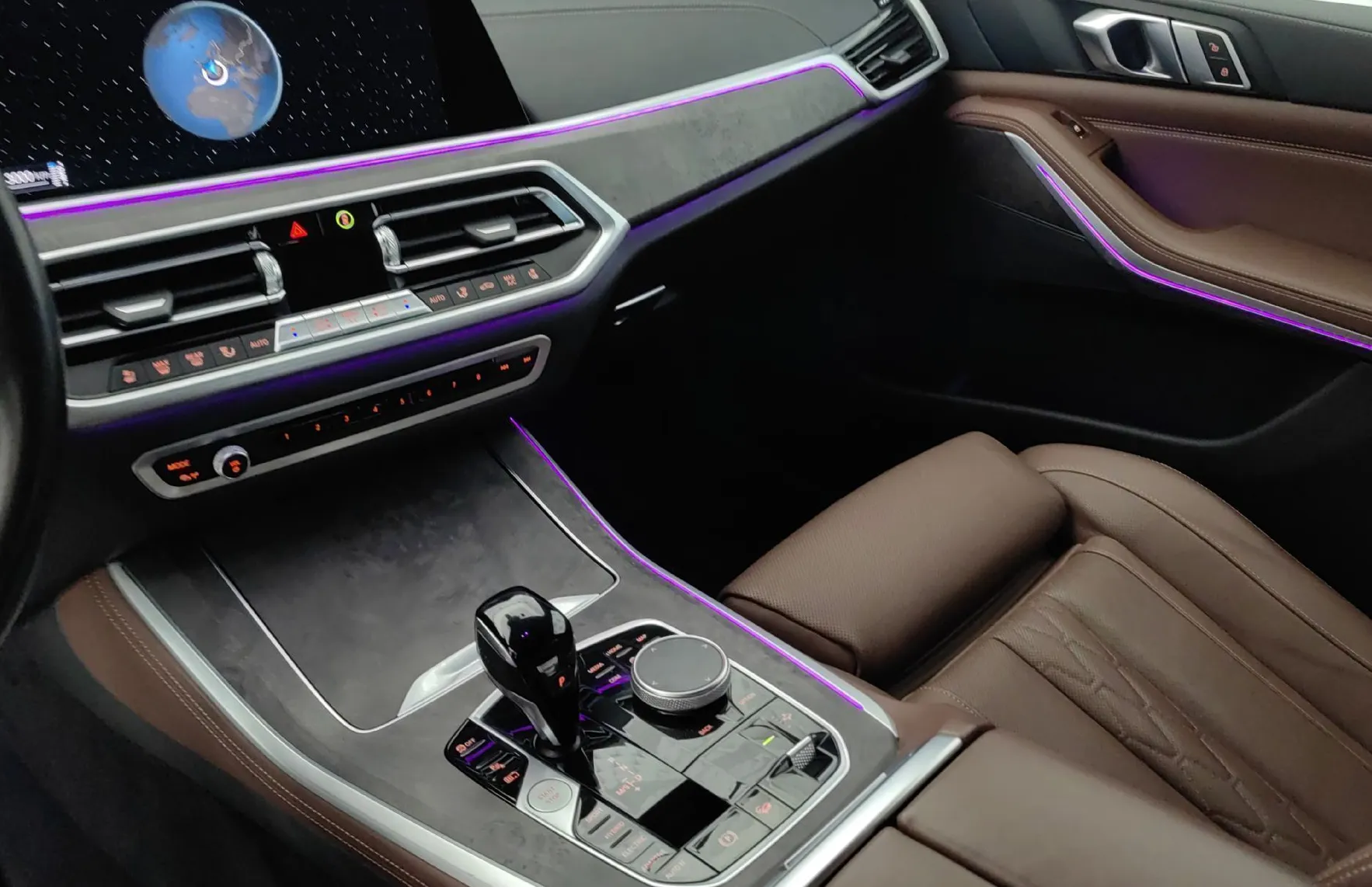 Zunanja slika - BMW X5 - serija : xDrive45e Avt..-M.SPORT-ZRAČNO-RADAR-KAM-HIFI-IN - 17
