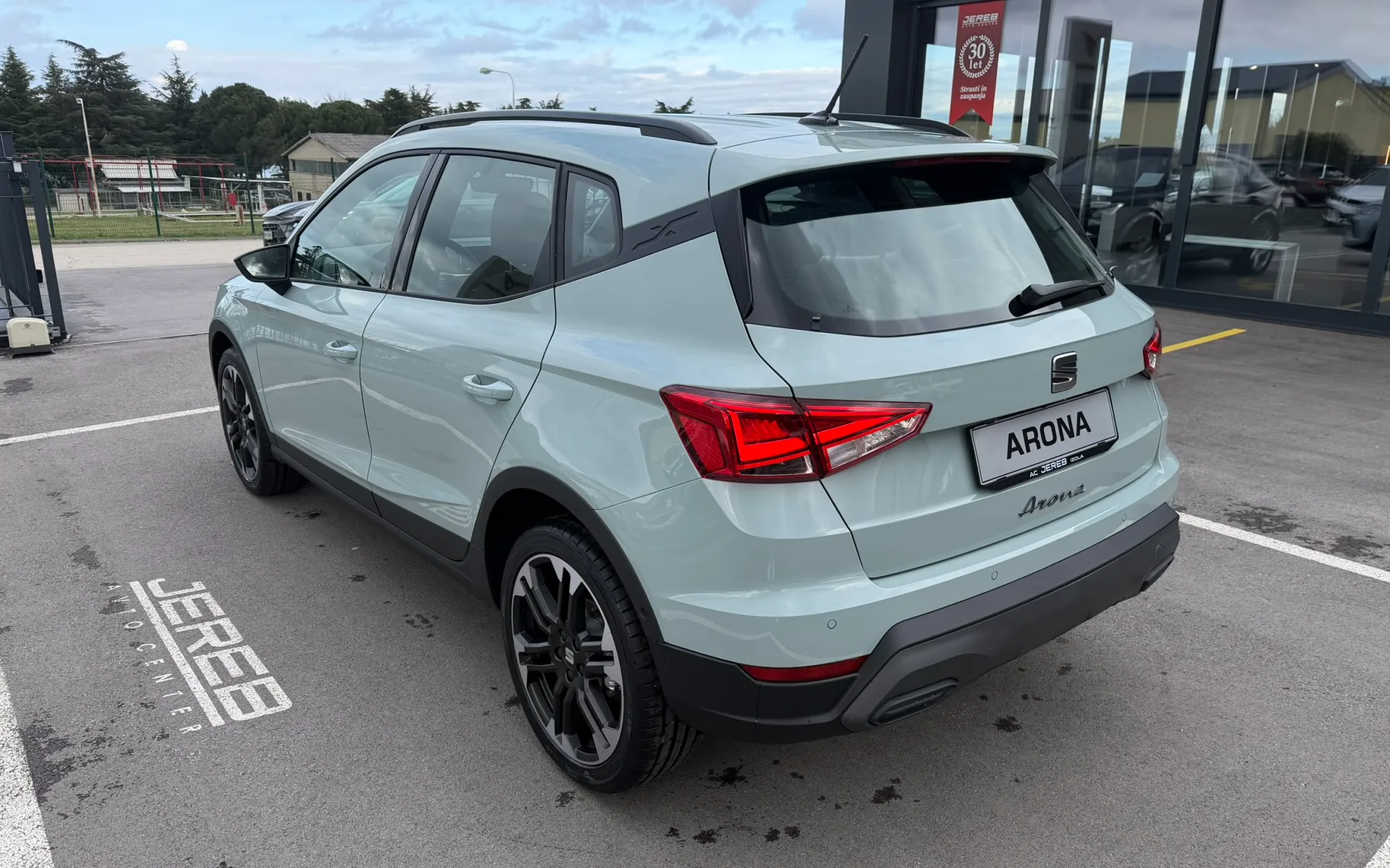 Zunanja slika - Seat Arona - Ibiza 1.0  Eco TSI 85KW STYLE DSG - 1