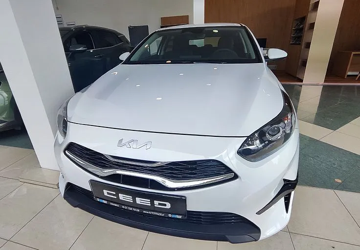 Zunanja slika - KIA Ceed - 1.0 T-GDi LX Champion+ ISG. M T 74 kW - 2
