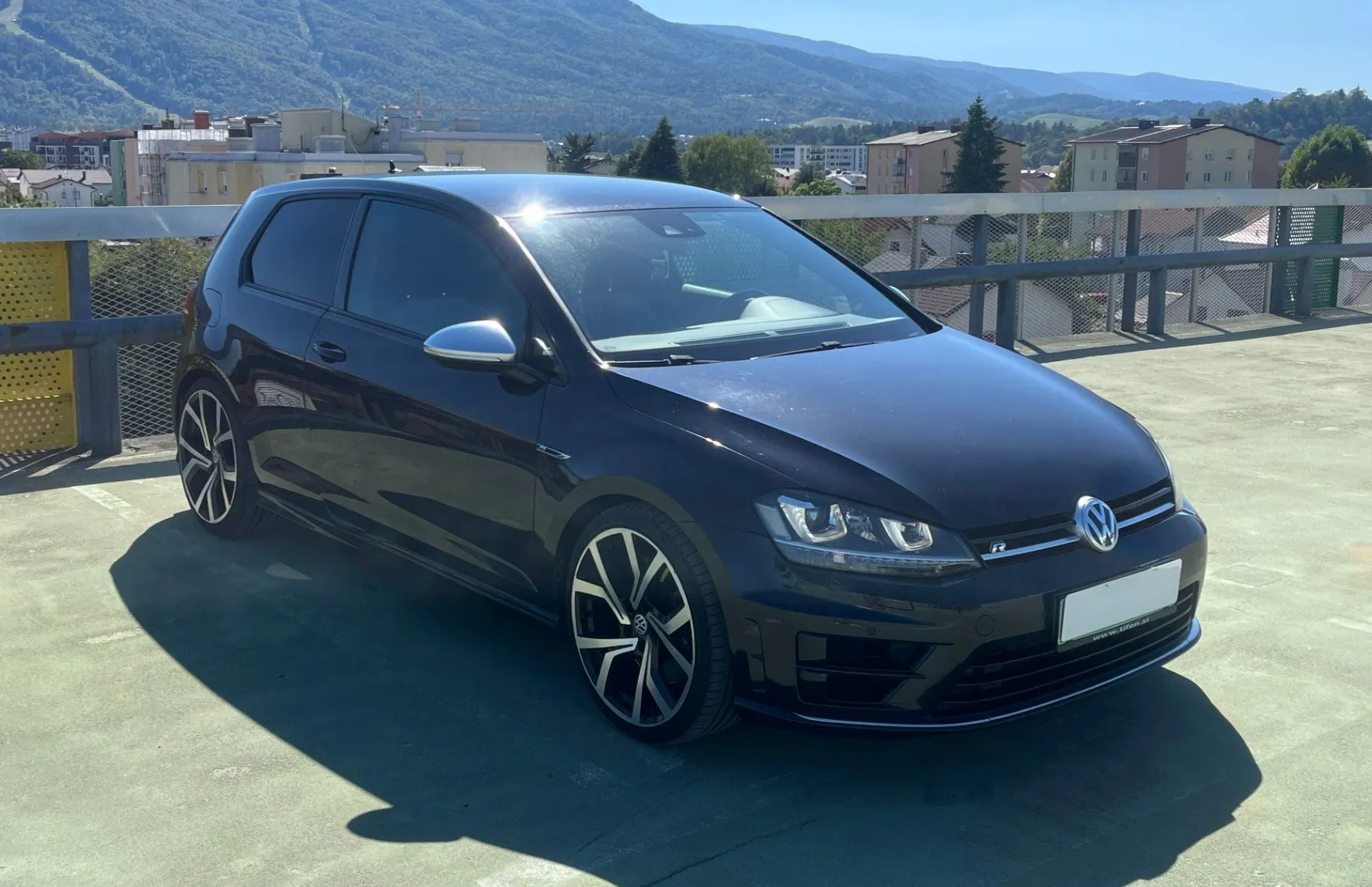 Zunanja slika - Volkswagen Golf - R 4motion BMT DSG - 3