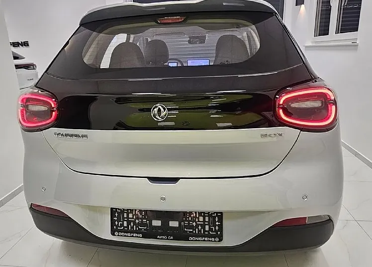 Zunanja slika - Dongfeng Box - 42.3 kWh 70 kW- SILVER-Navedena cena vključuje sub - 19