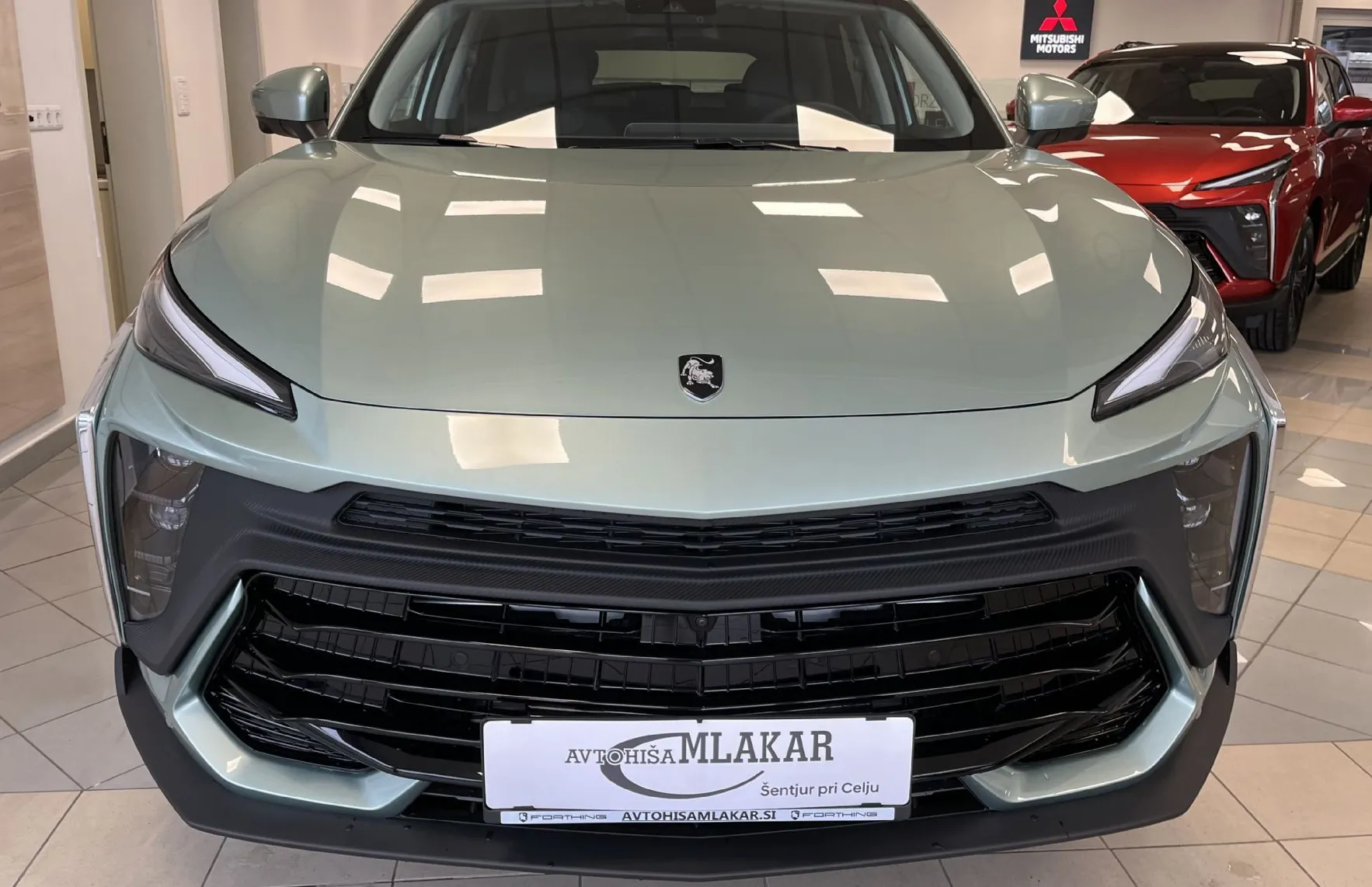 Zunanja slika - Forthing Forthing T5 EVO - T5 Evo 1.5 T-GDI LUXURY - NA ZALOGI - my 2025 - - 2