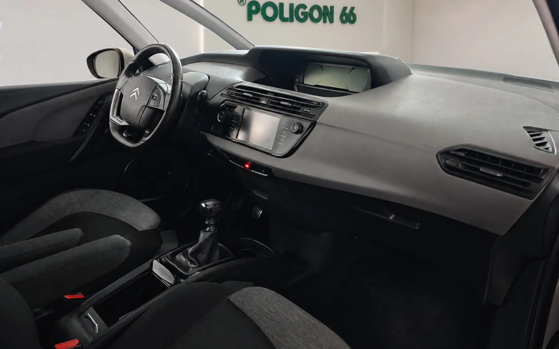 Notranja slika - Citroën C4 SpaceTourer - C4-LED-GARANCIJA-1 LASTNIK-KOT NOV-ODLIČEN - 11
