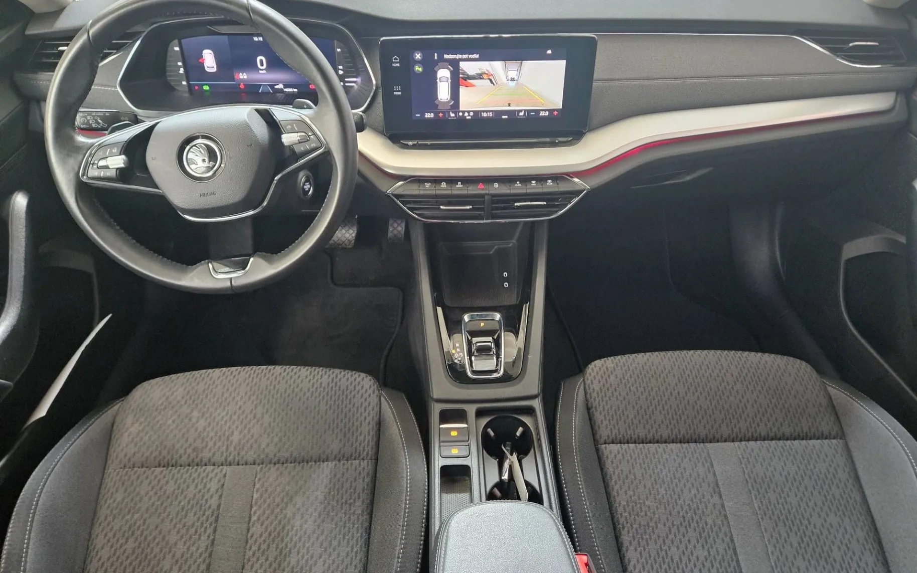 Notranja slika - Škoda Octavia - Combi 2.0 TDI Style DSG... - 11