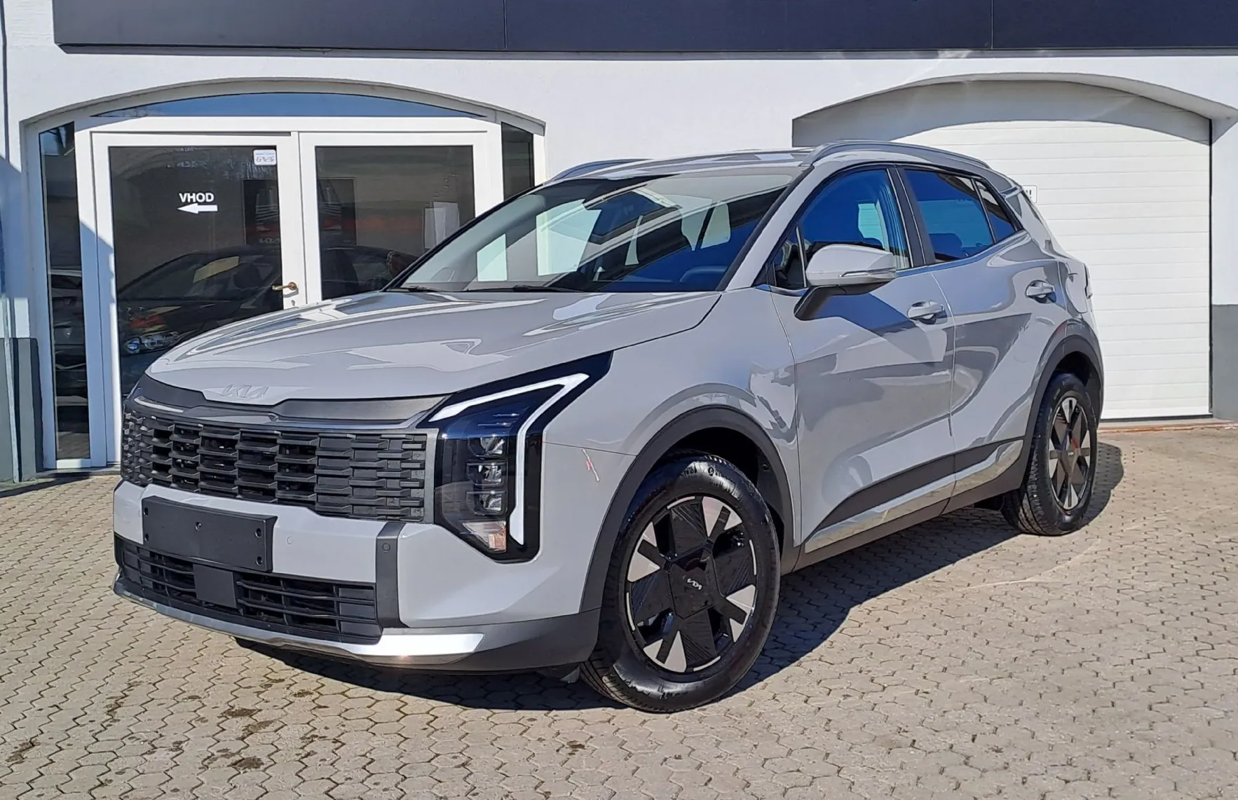 Zunanja slika - KIA Sportage - 1.6 T-GDi 110kW EX Fresh Plus . 7 DCT - 1