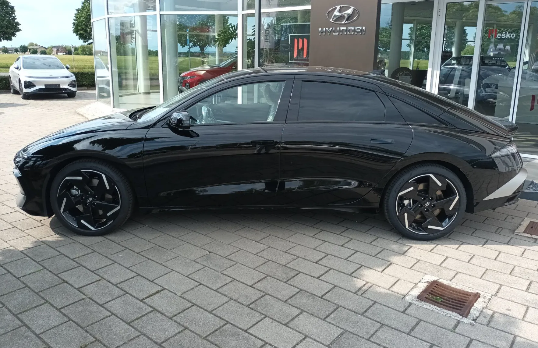 Zunanja slika - Hyundai Ioniq 6 - Impression  84 kWh  20 NOVI MODEL NA ZALOGI - 12