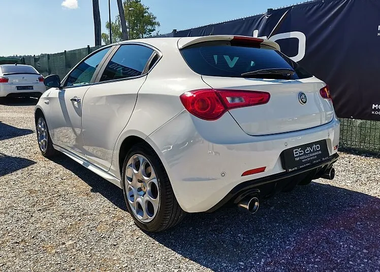 Zunanja slika - Alfa Romeo Giulietta - 1750 TBi 16v Quadrifoglio Verde - 5